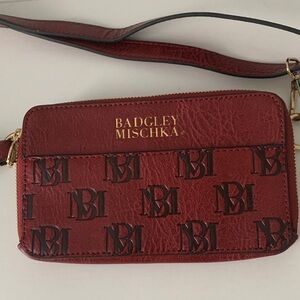 BADGLEY MISCHKA Madalyn
Fanny Pack